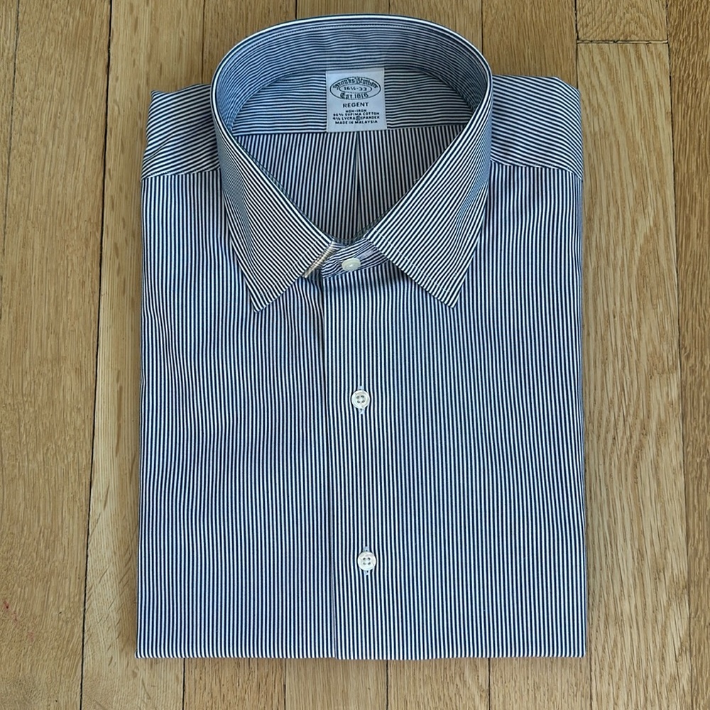 Brooks Brothers men’s classic button-down shirt NWT